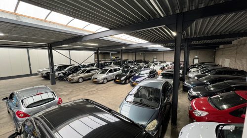Voorraadfoto van Cardepot