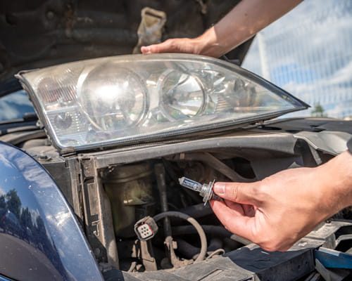 Autolamp vervangen bij Cardepot
